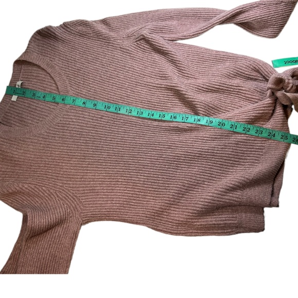 Madewell Side-Tie Pullover Sweater size M - Picture 14 of 16